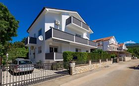 Ferienwohnung Marina